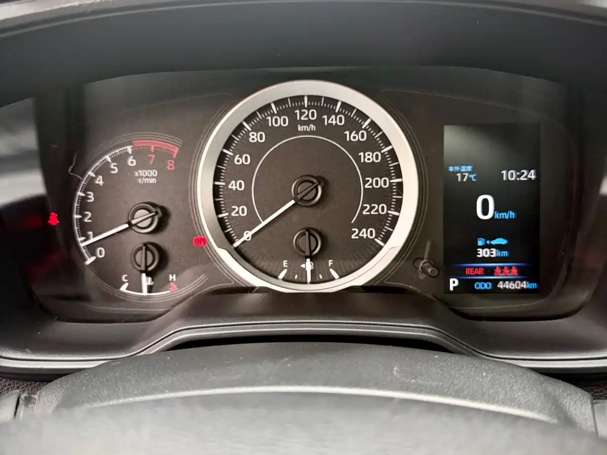 Toyota Levin 2022 185T CVT Sport Edition фото 23