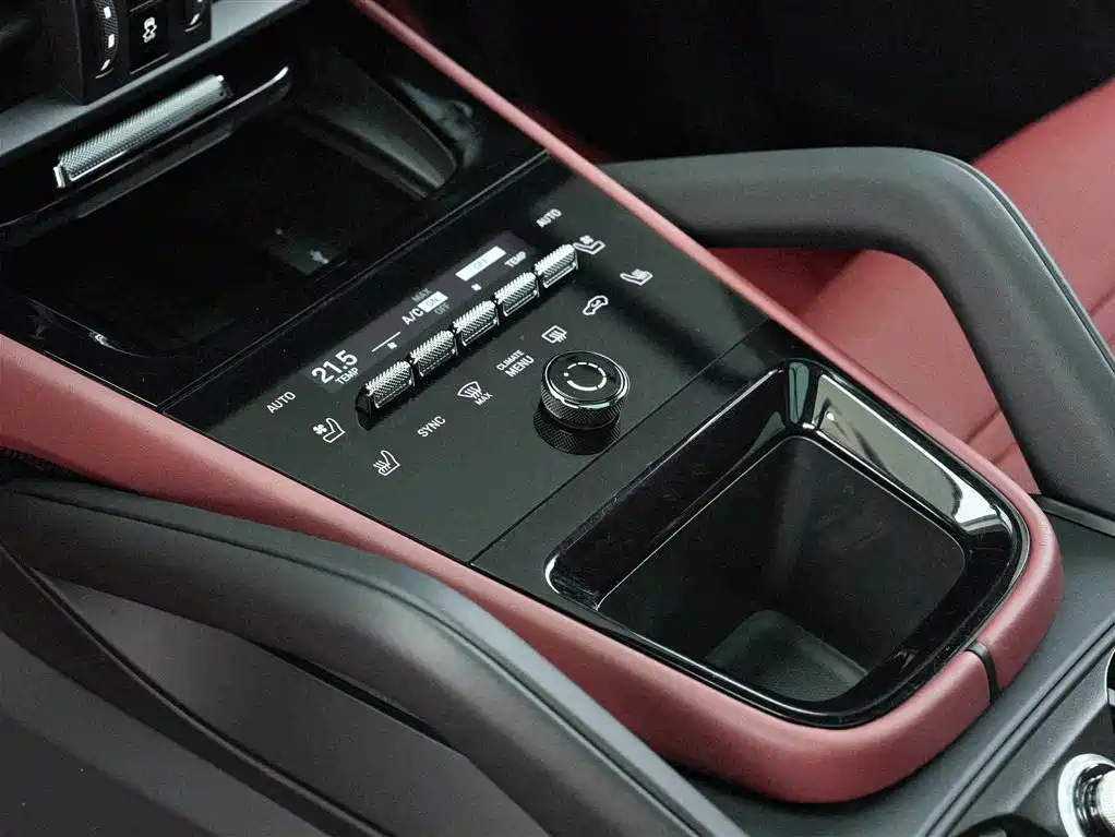 Porsche Cayenne 2024 Cayenne 3.0T фото 11