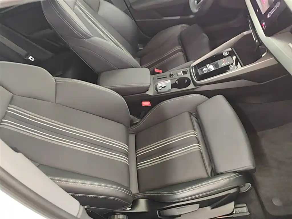 Audi A3 2023 Facelift Sportback 35 TFSI Fashion Sport фото 25