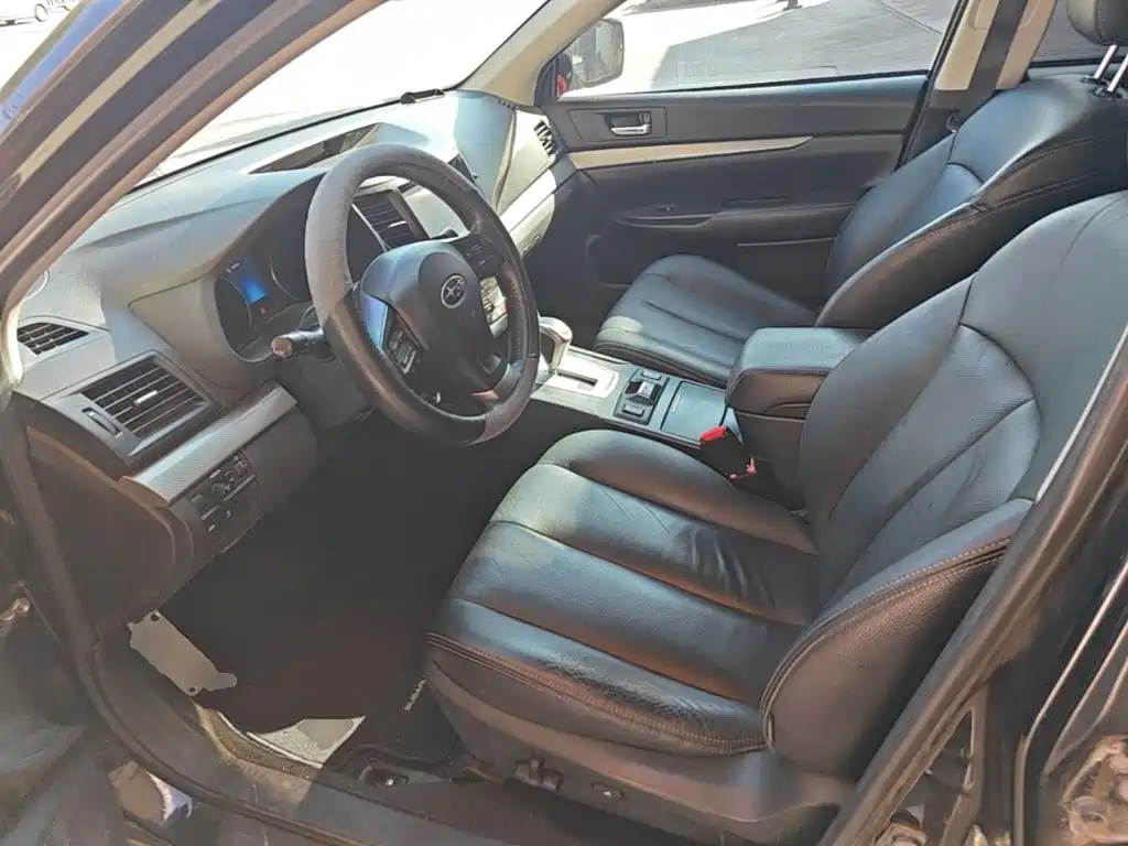 Photo 15 - Subaru Outback