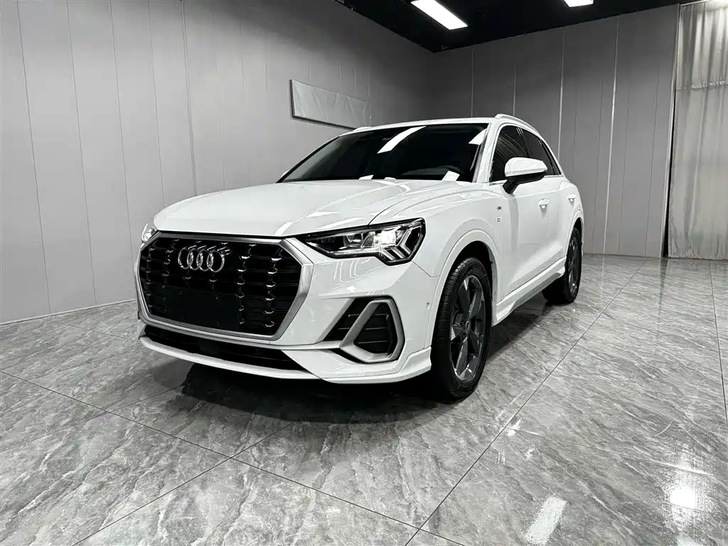 Audi Q3 2022 35 TFSI Fashion Dynamic