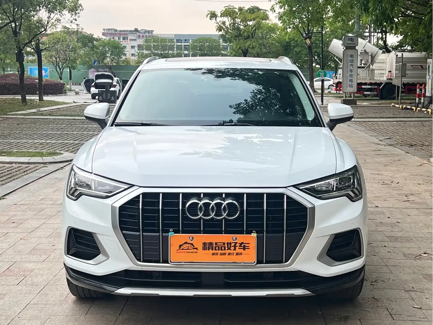 Audi Q3 2022 35 TFSI Fashion Elegance фото 2