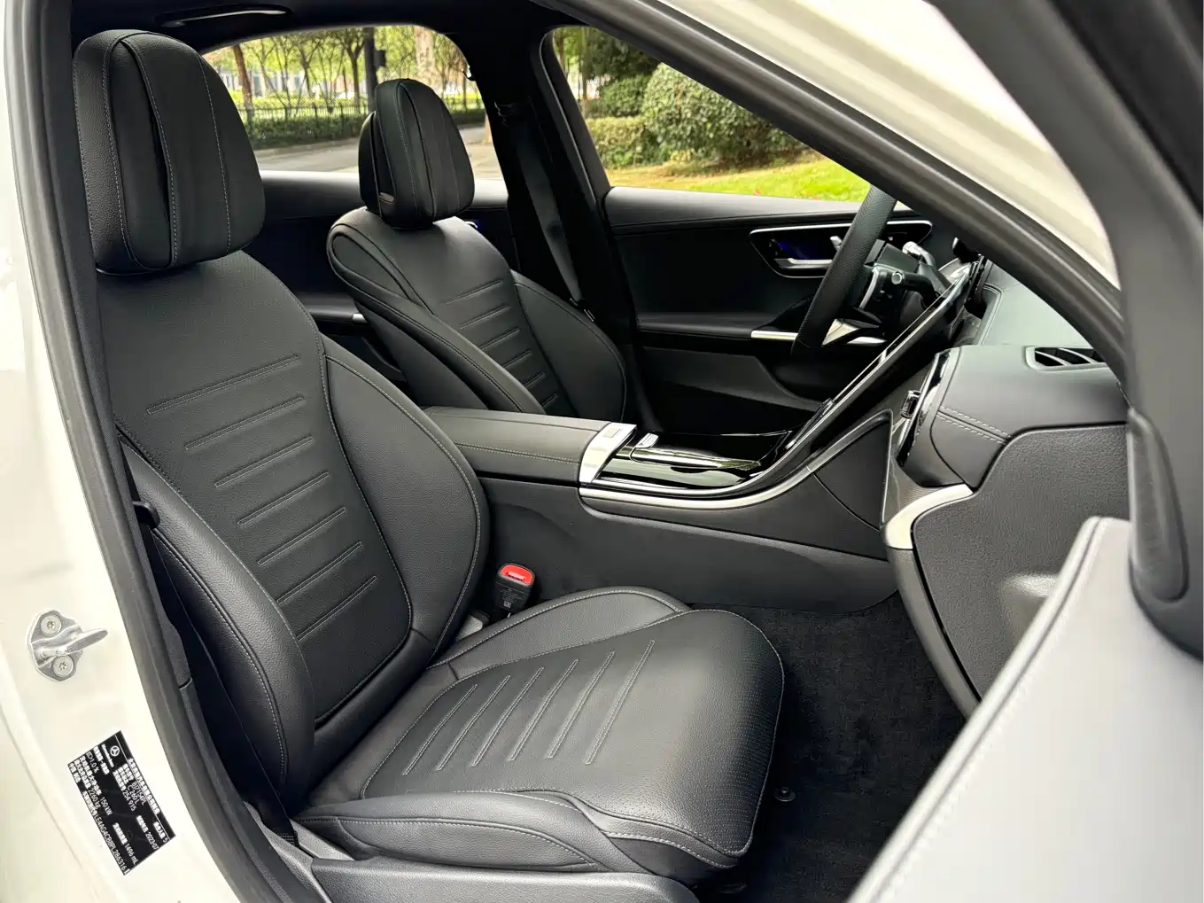 Mercedes-Benz C-Class 2023 Facelift II C 260 L Sport Edition фото 11