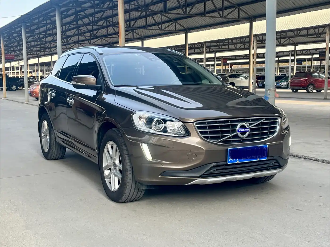 VOLVO XC60
