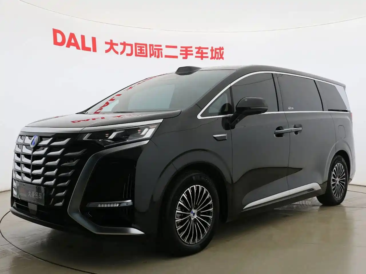 2026 Denza D9