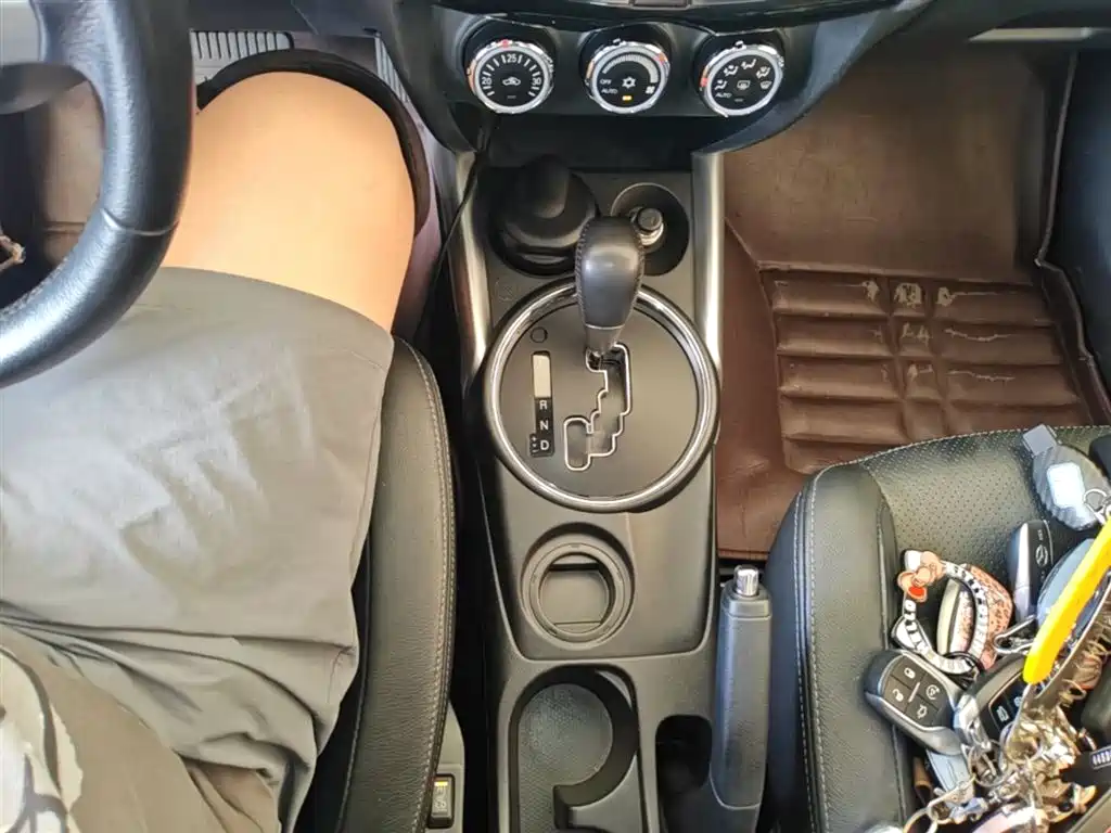 Mitsubishi ASX 2016 2.0L CVT 2WD Navigation Edition фото 14