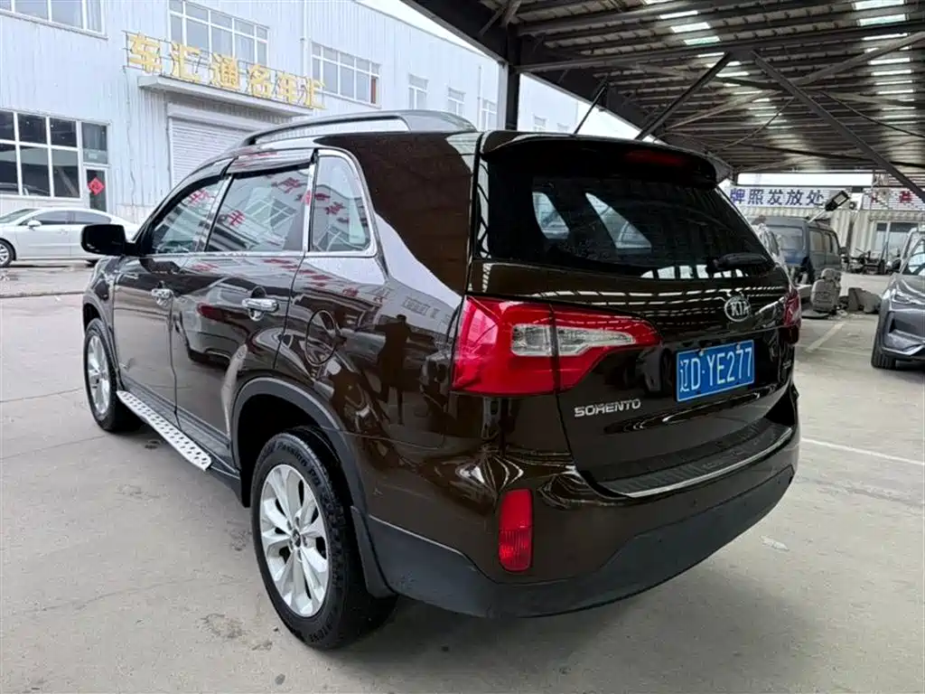 Kia Sorento 2013 2.2T 7-seat Diesel Comfort Edition фото 6