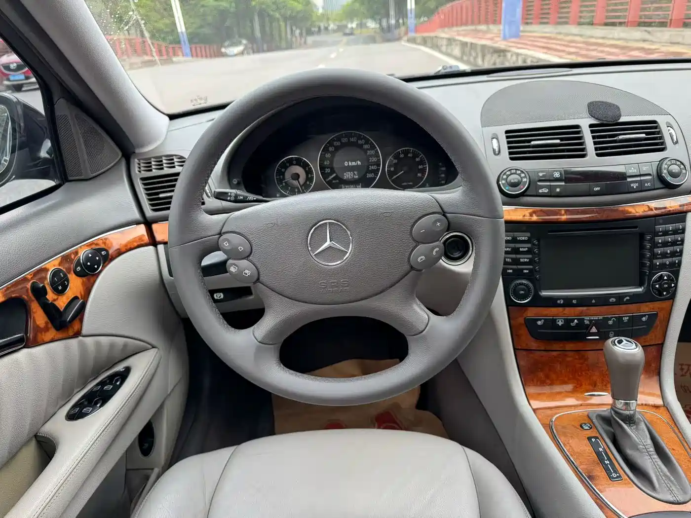 Mercedes-Benz E-Class 2007 Model E 230 Elegance фото 9