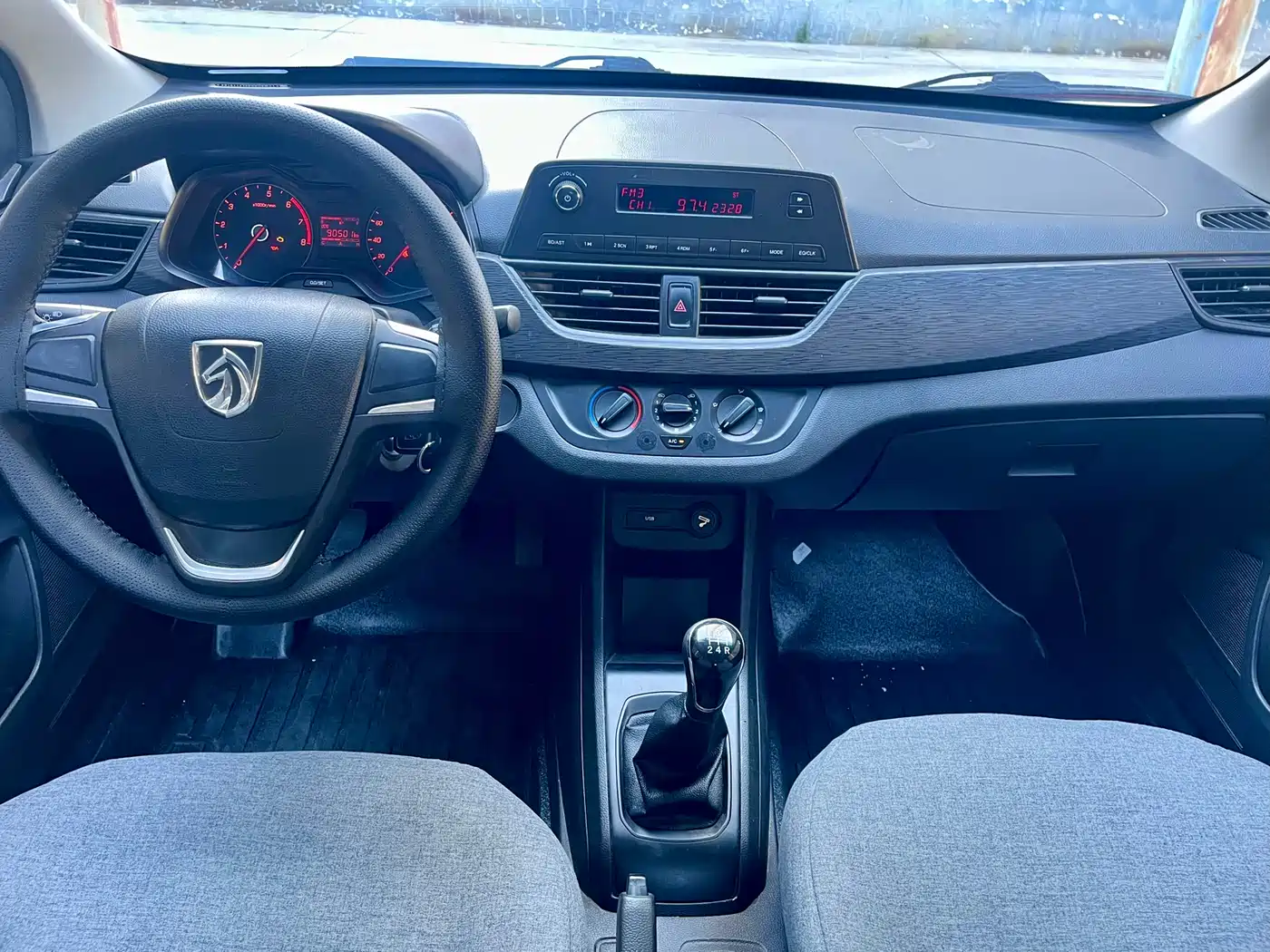 Baojun 310 2021 2020 1.2L Manual Value Edition