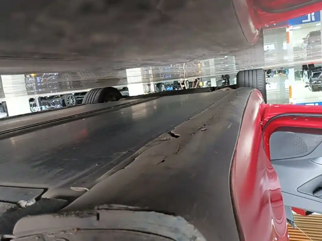 Фото 22 - Tesla Model 3