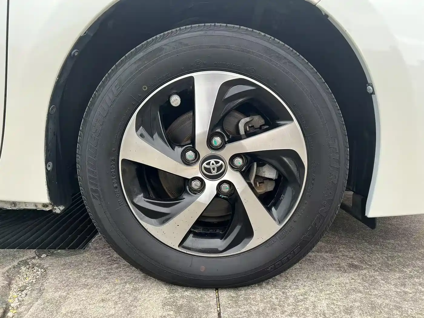 Toyota Levin 2017 Facelift 185T CVT Elite (China V) фото 17