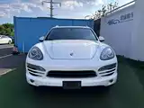 Фото 2 - Porsche Cayenne