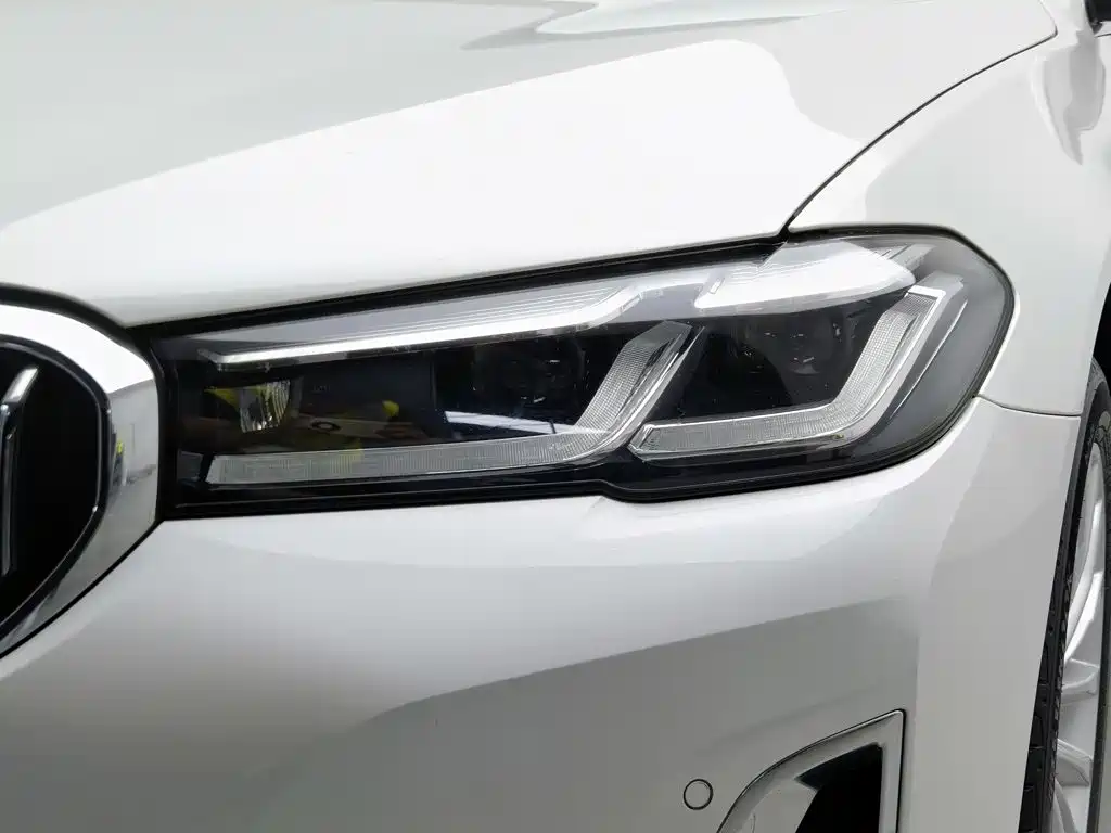 Фото 7 - BMW 5 Series