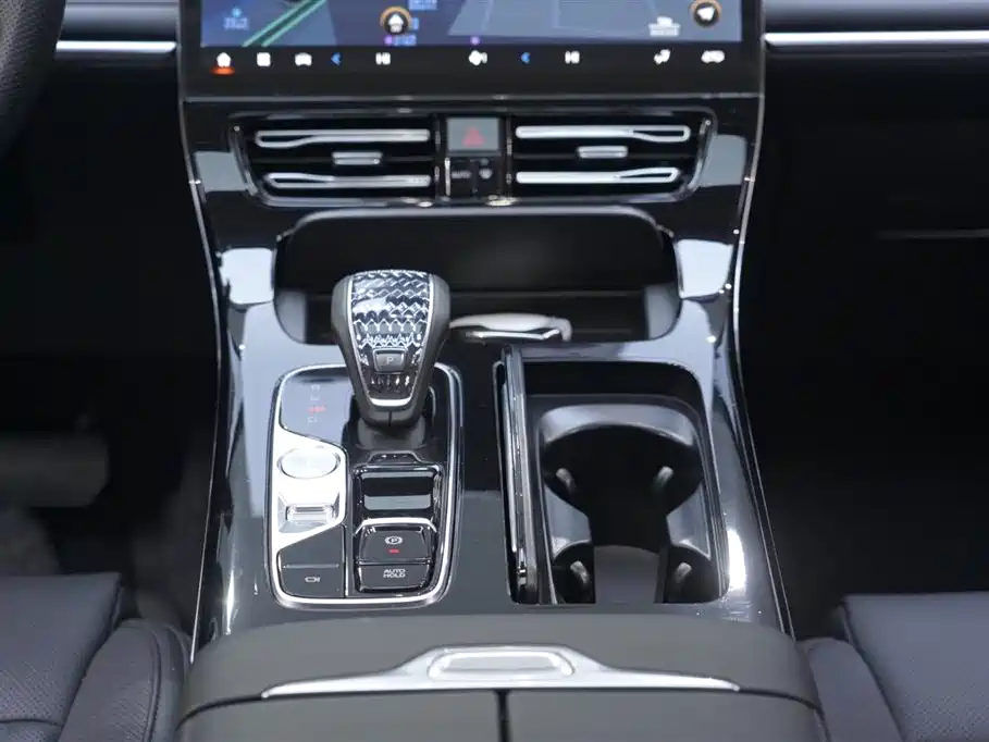GAC Trumpchi Trumpchi M8 2024 Master Series 400T Premium Edition фото 13