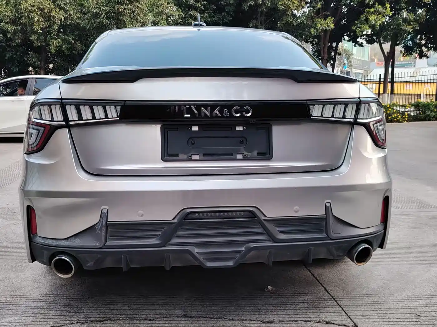 Lynk & Co 03 2018 1.5TD DCT Power Pro Version China V фото 10