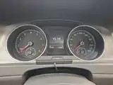 Фото 23 - Volkswagen Golf