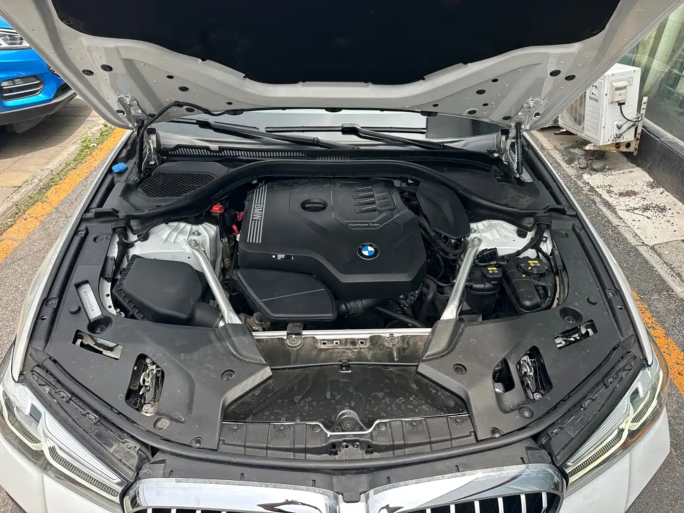 BMW 5 Series 2023 530Li Leading M Sport Package фото 12