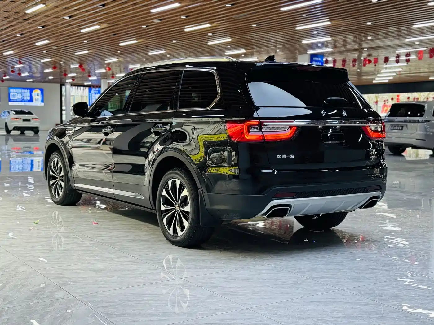 Hongqi HS5 2023 2.0T AWD Flag Enjoy Pro Edition фото 14