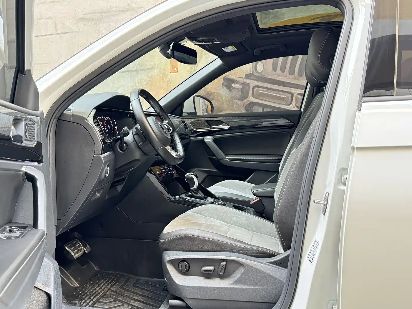 Volkswagen Tayron 2021 380TSI 4WD R-Line Smart Connect фото 8