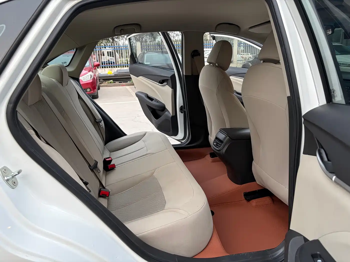 Buick Excelle 2018 15T DCT Progressive (China V) фото 14