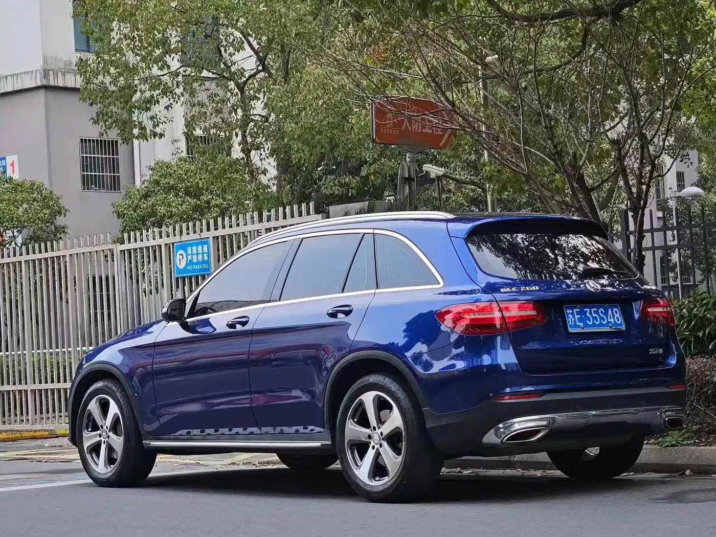 Mercedes-Benz GLC 2016 GLC 260 4MATIC Luxury фото 3