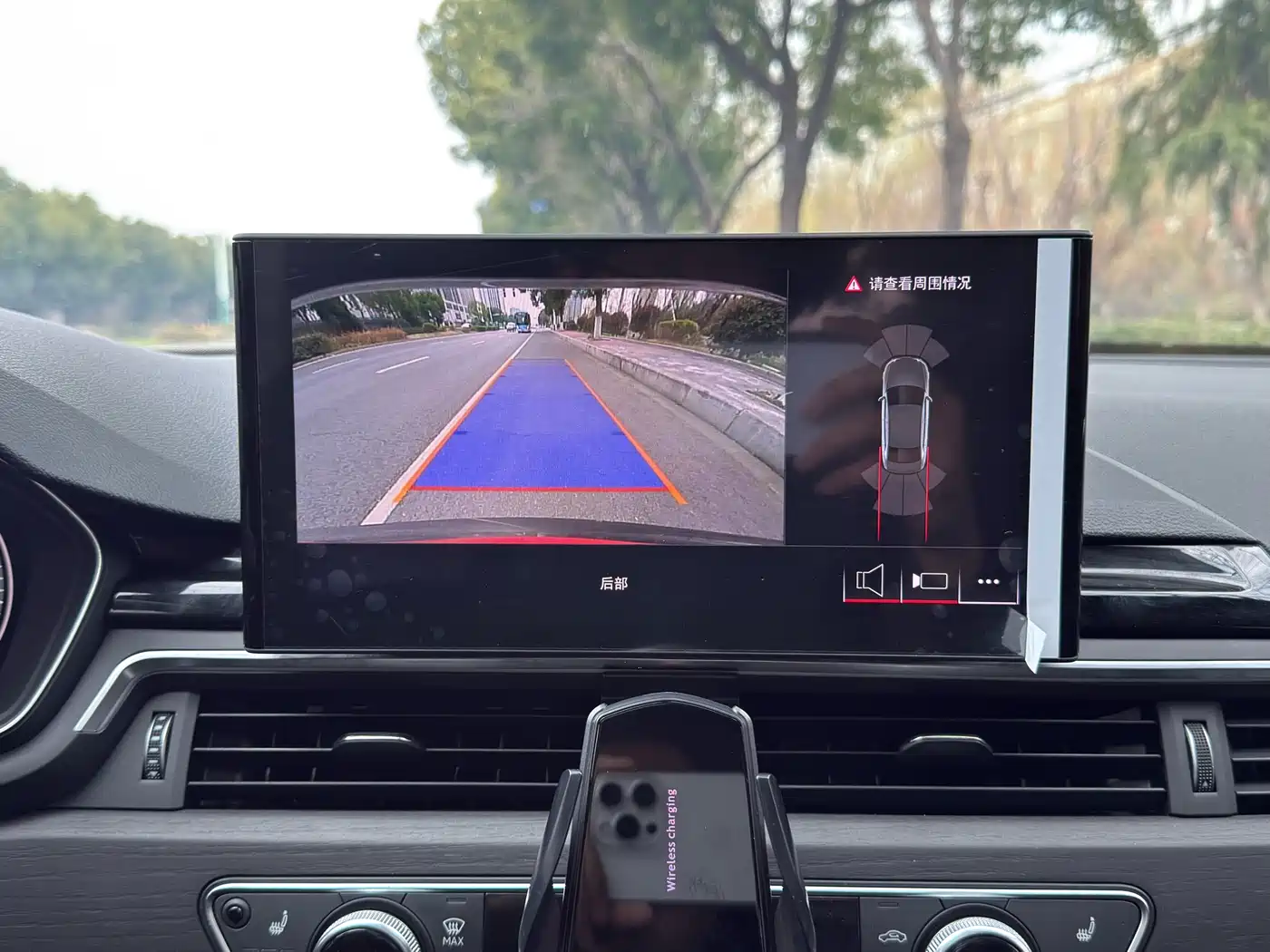 Audi A4L 2024 40 TFSI Luxury Dynamic фото 14