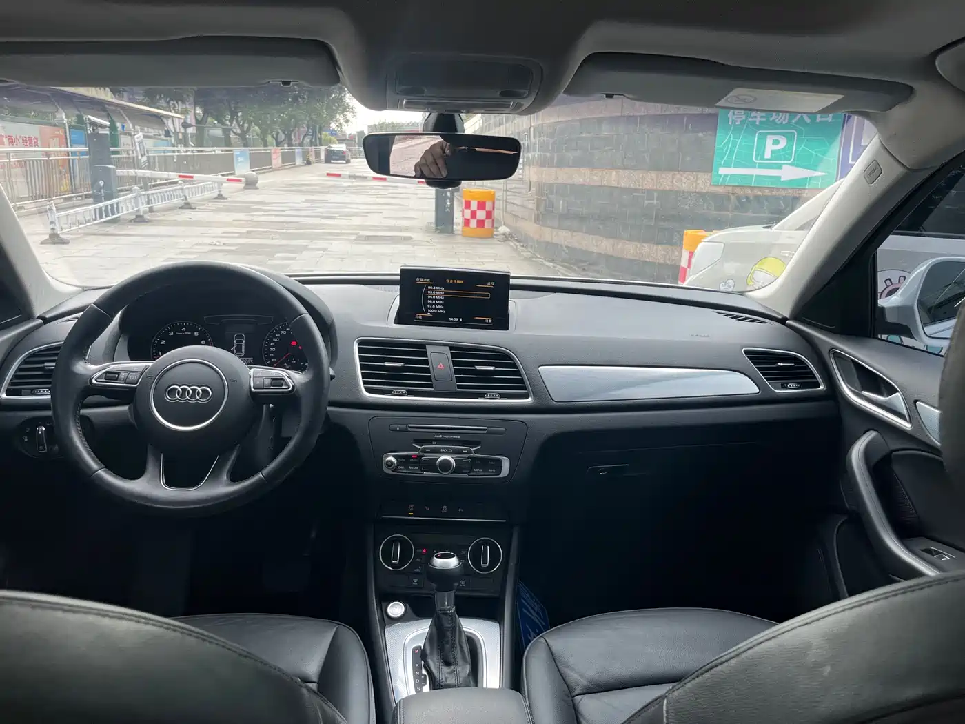 Audi Q3 2017 30 TFSI Style фото 10