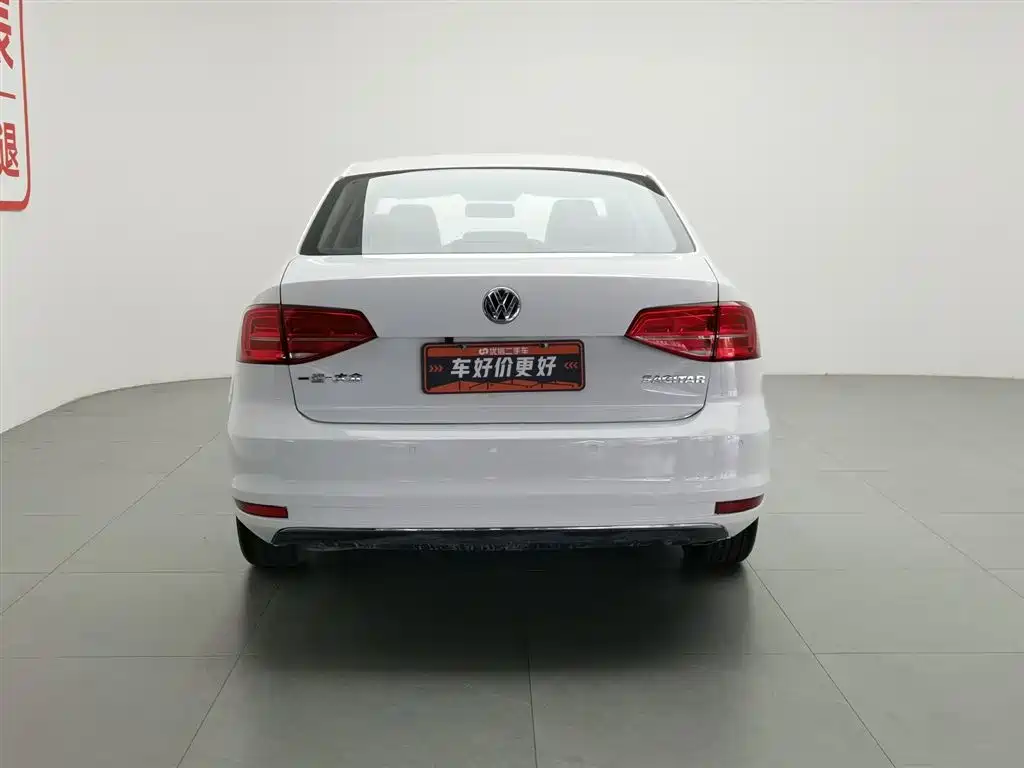 Volkswagen Sagitar 2017 1.6L Manual Comfort фото 4