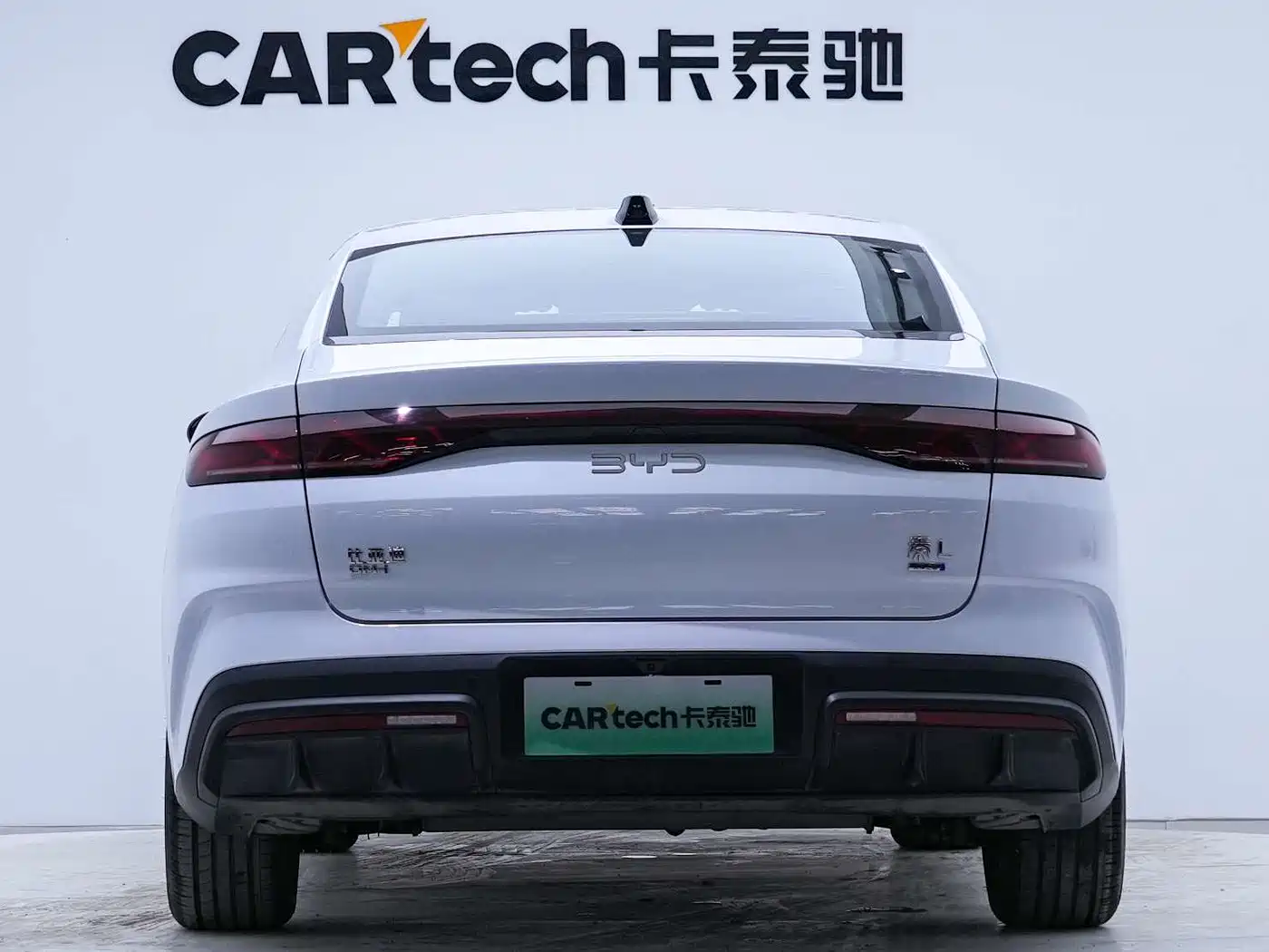 BYD Qin L 2025 DM-i Smart Drive Edition 120KM Surpassing фото 3