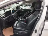 Фото 15 - Ford Edge