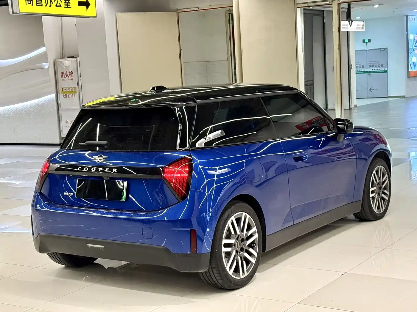 MINI Electric MINI COOPER 2025 2024 456km COOPER E Classic