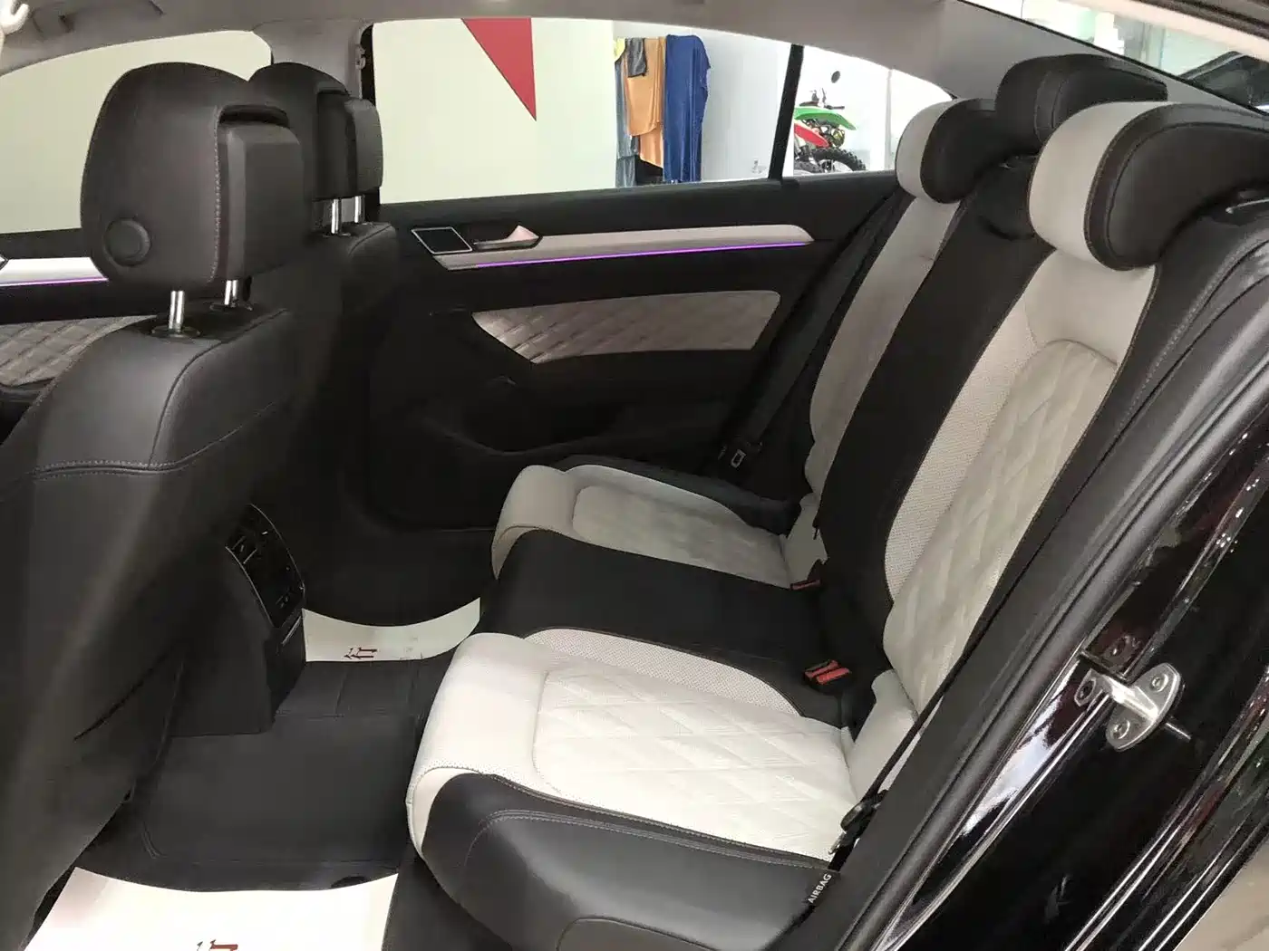 Volkswagen Magotan 2025 Facelift Public Edition 330TSI DSG Luxury фото 11