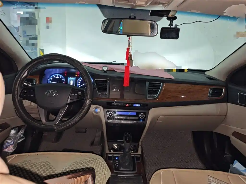Hyundai Mistra 2014 1.8L Auto Premium DLX фото 13