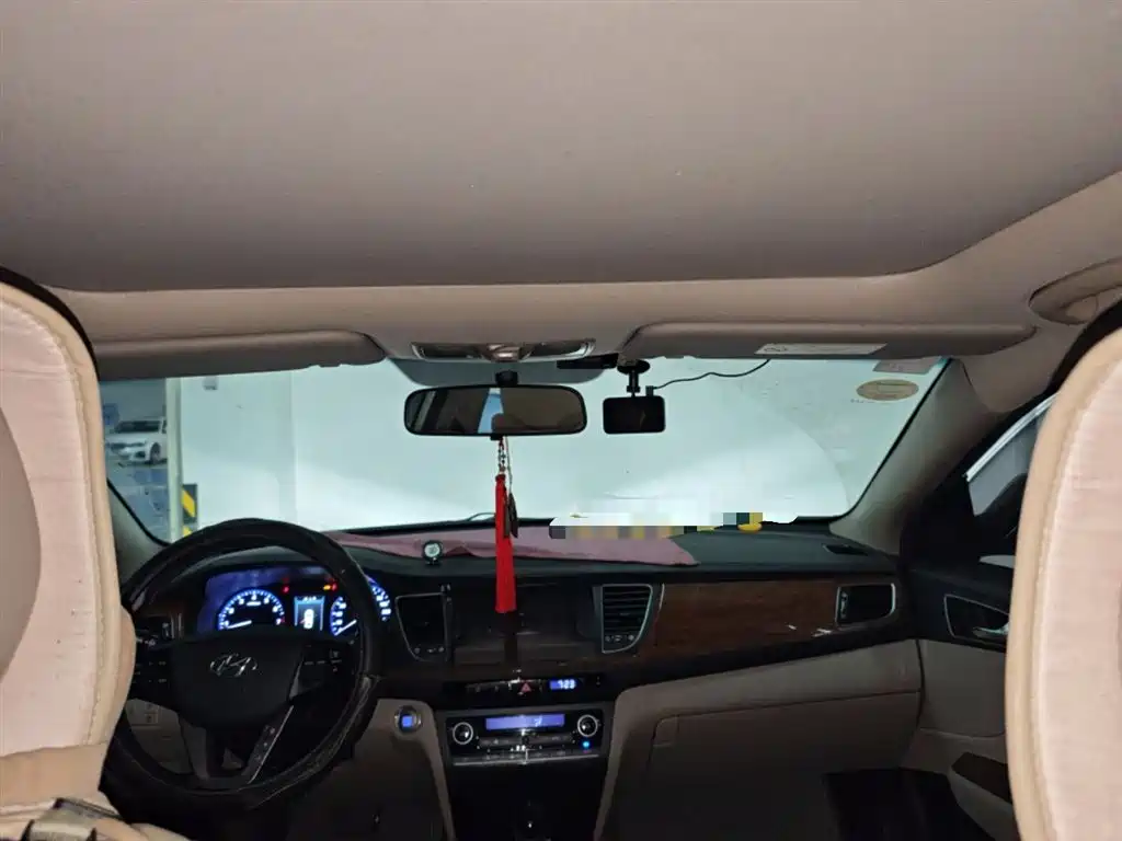 Hyundai Mistra 2014 1.8L Auto Premium DLX фото 9