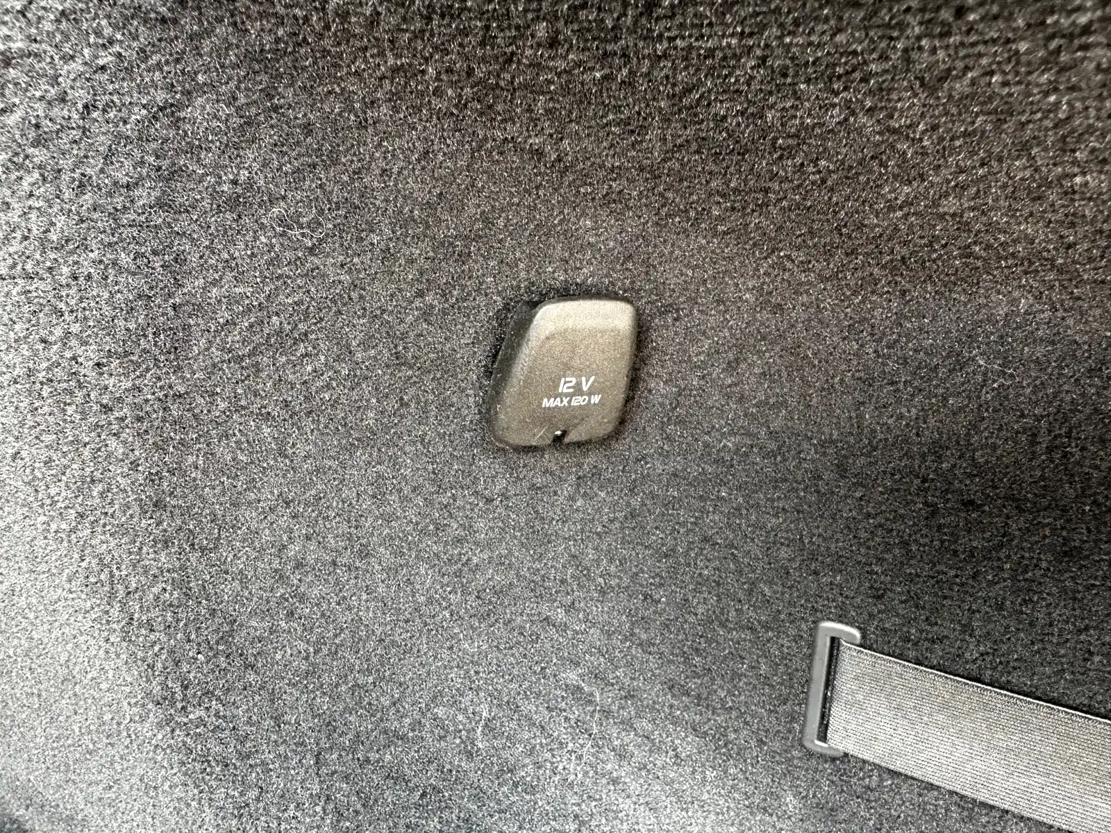 Фото 23 - Volvo XC90