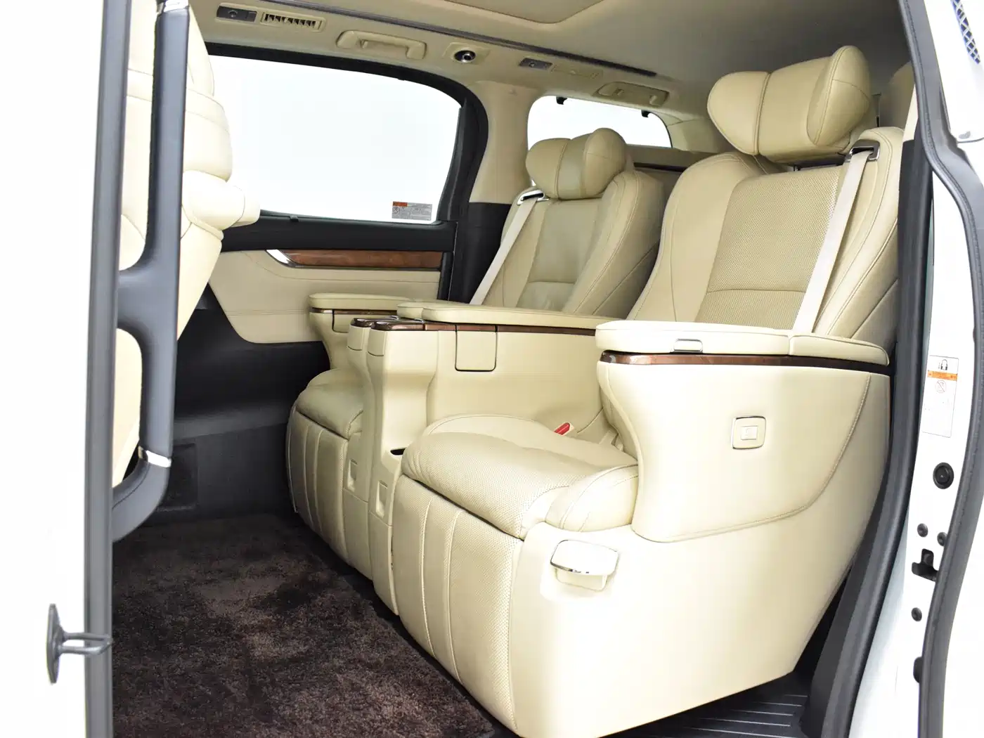 Toyota Alphard 2015 3.5L Premium Edition фото 17