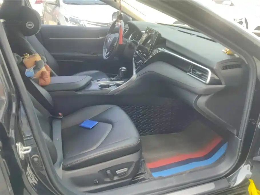 Toyota Camry 2021 2.0G Luxury Edition фото 8