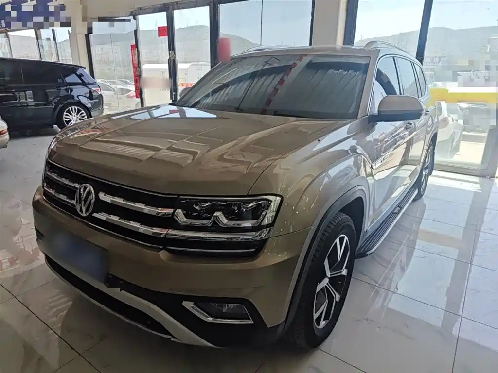 Volkswagen Teramont 2020 380TSI 4WD Luxury Edition China VI фото 3