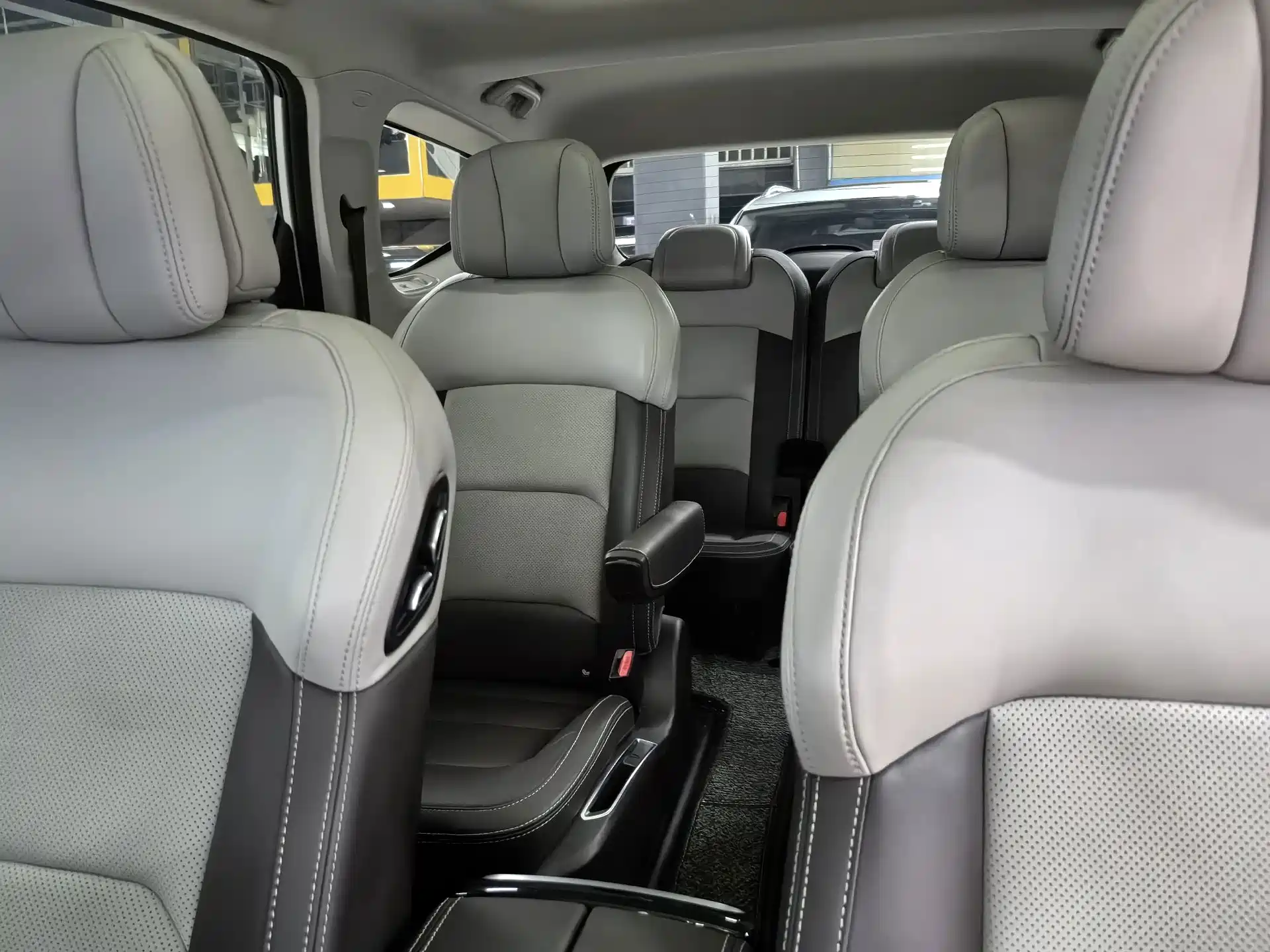 Фото 8 - Geely Jiaji
