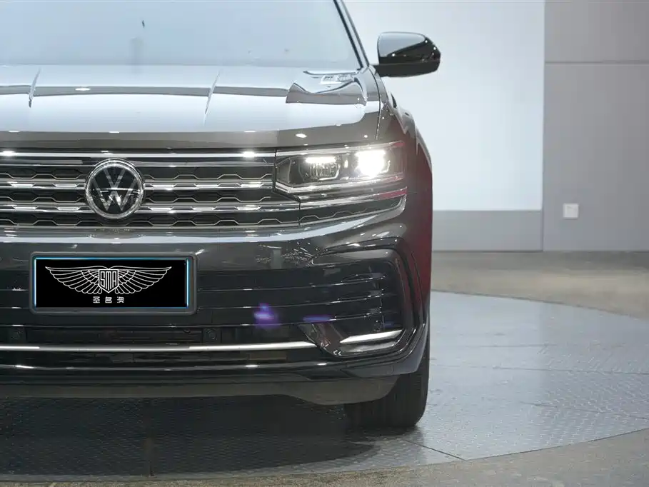 Volkswagen Teramont 2022 Teramont X 380TSI 4MOTION Luxury фото 5