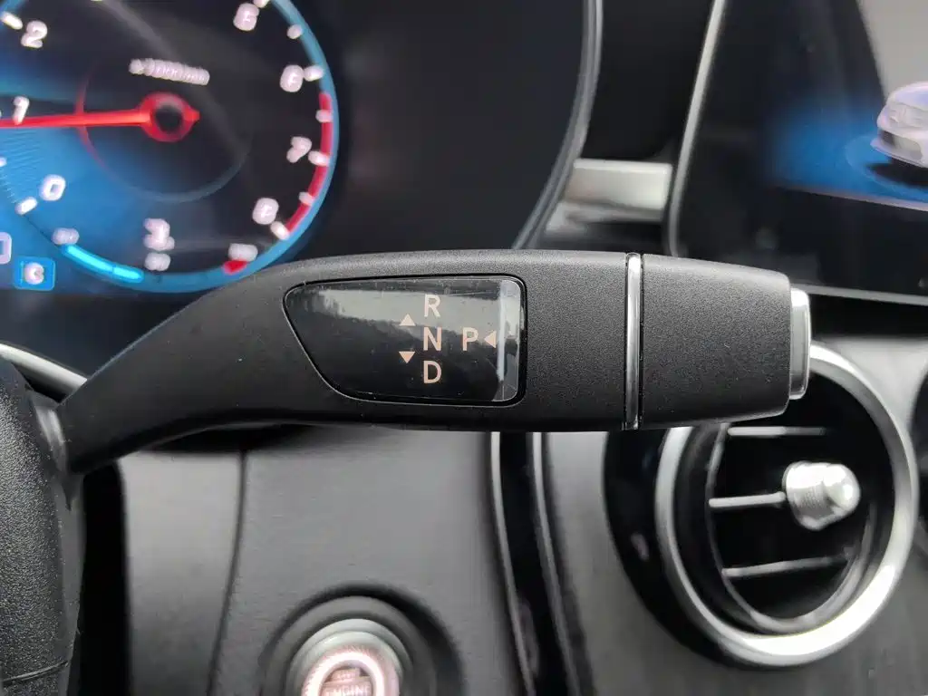 Photo 13 - Mercedes-Benz C-Class