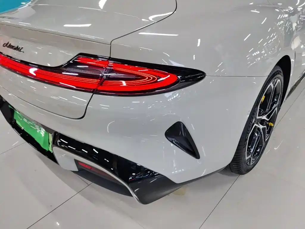 Фото 8 - Xiaomi SU7