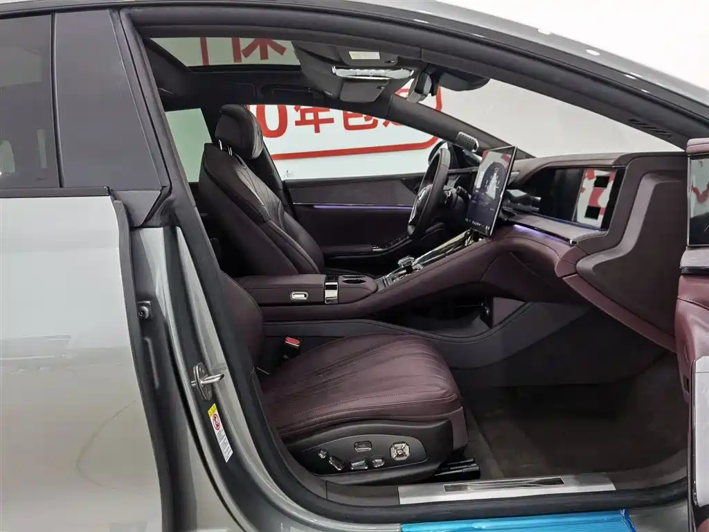 Denza Z9GT 2024 1100 AWD Ultra Edition фото 23