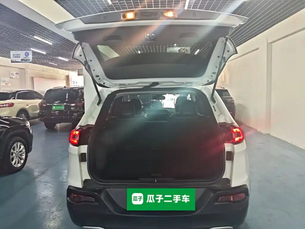 Jeep Cherokee 2018 2017 2.4L Leading Smart Edition