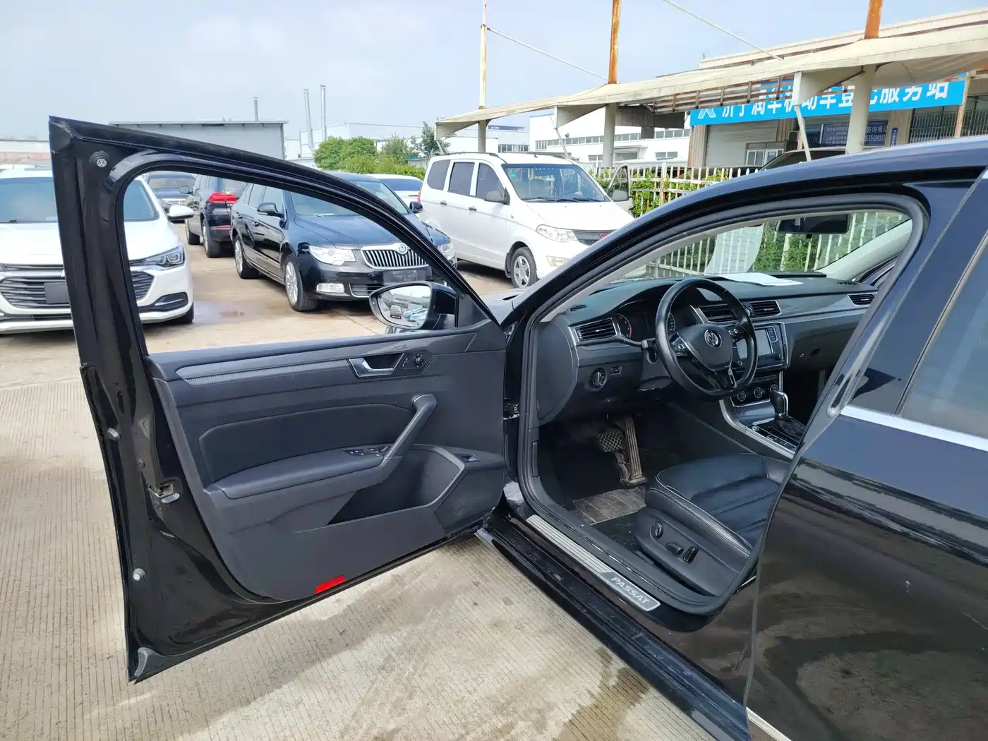 Volkswagen Passat 2017 330TSI DSG Prestige фото 4