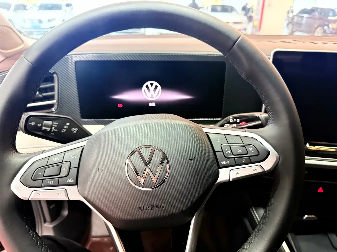 Volkswagen Magotan 2024 300TSI DSG Premium Edition фото 5