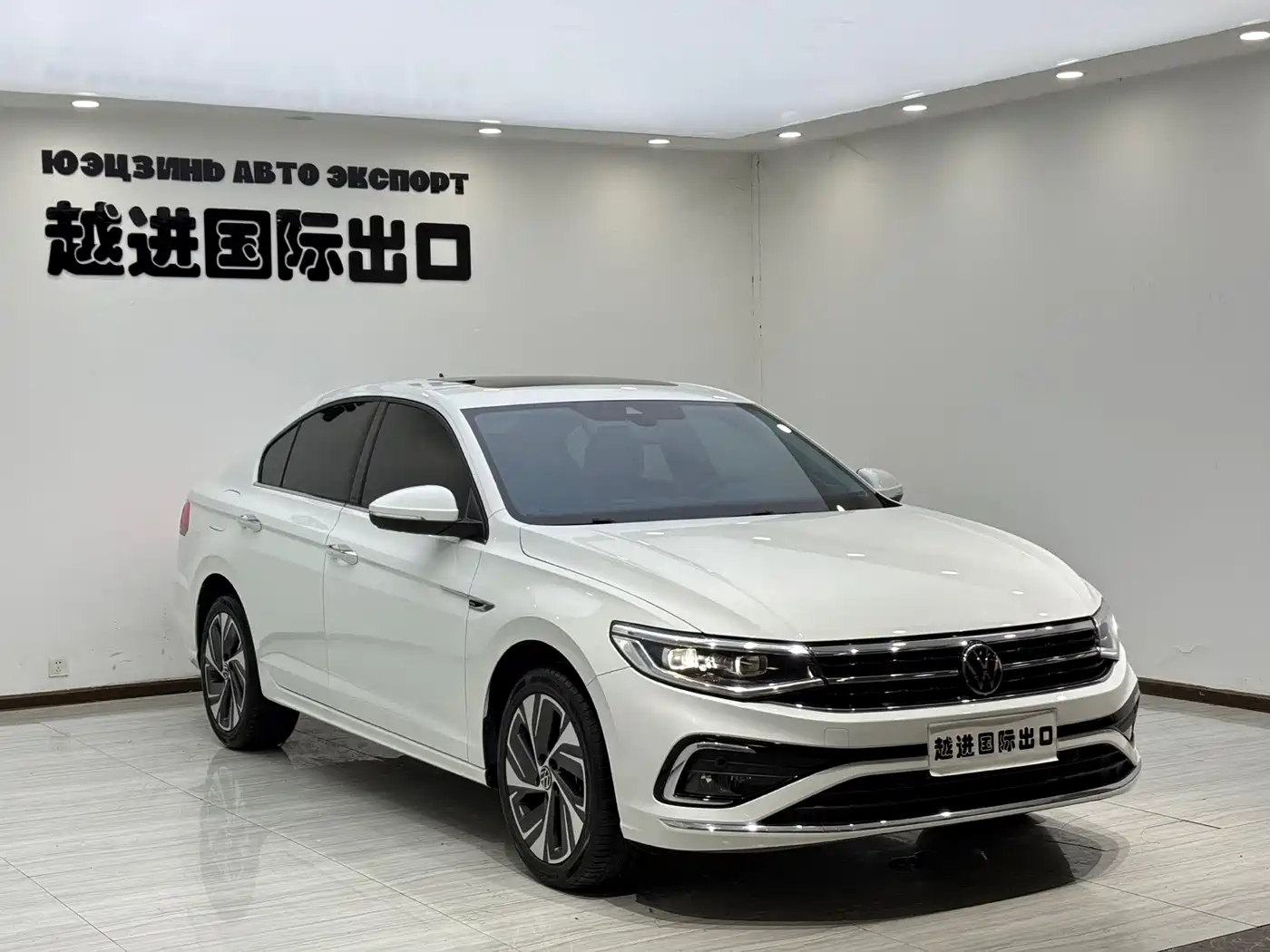 Volkswagen Bora 2023 280TSI DSG Prestige Edition фото 3