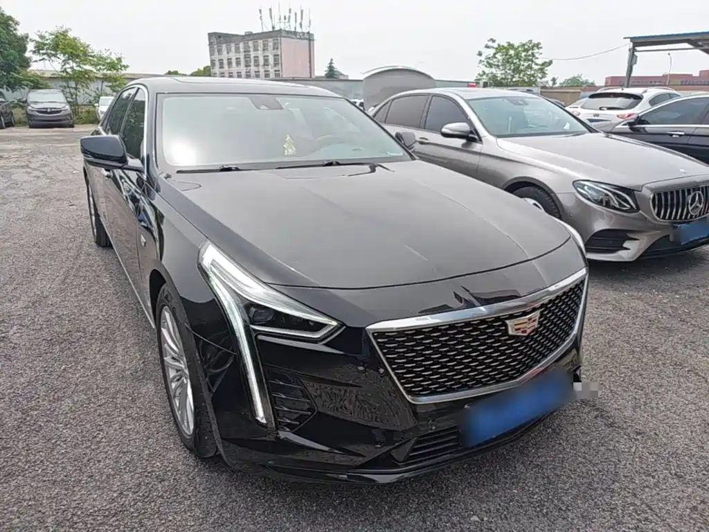 Фото 22 - Cadillac CT6