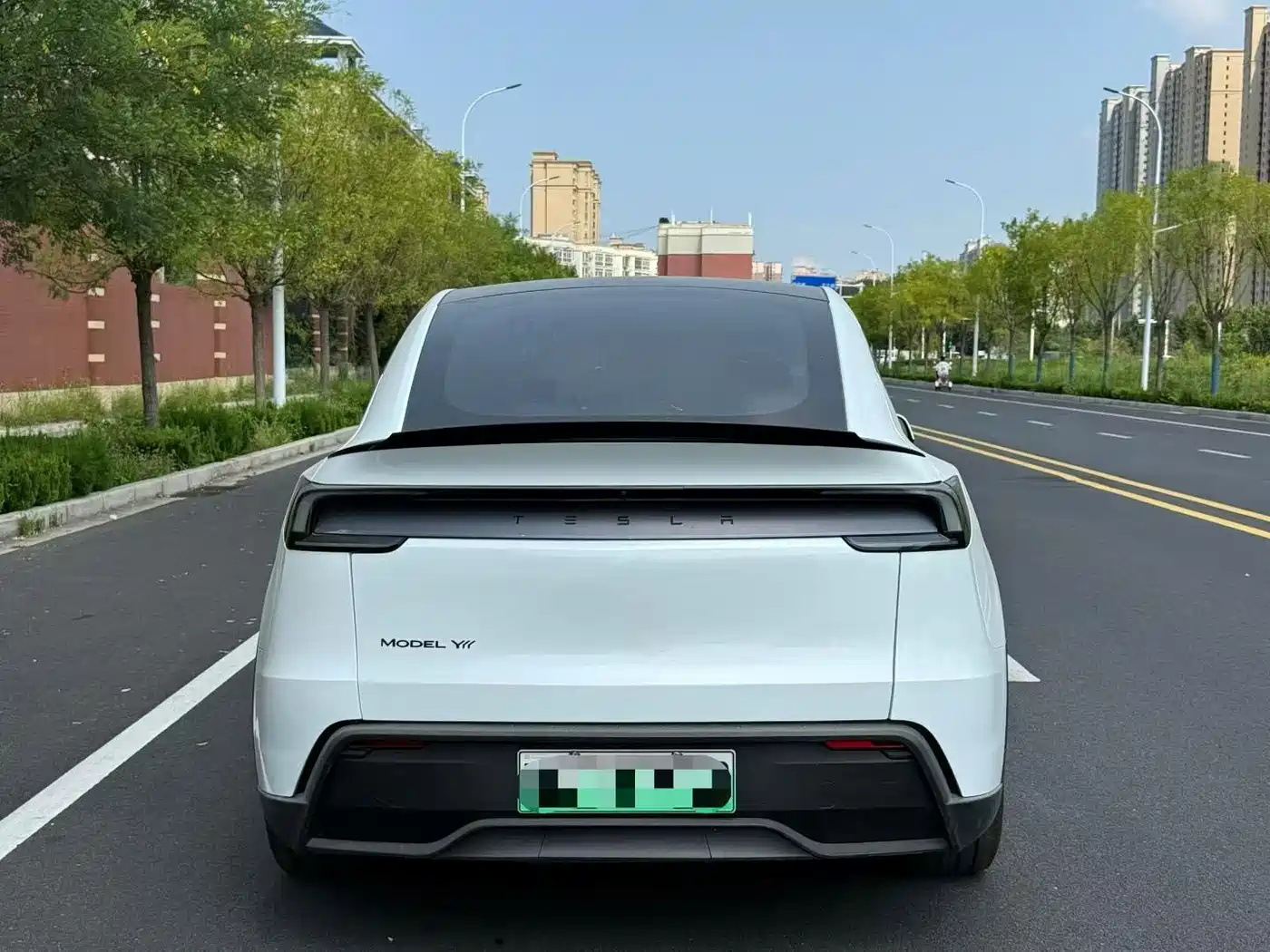 Tesla Model Y L 2025 2025 Facelift Long Range AWD