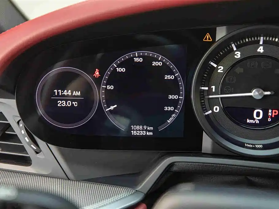 Porsche 911 2022 Carrera 3.0T фото 15